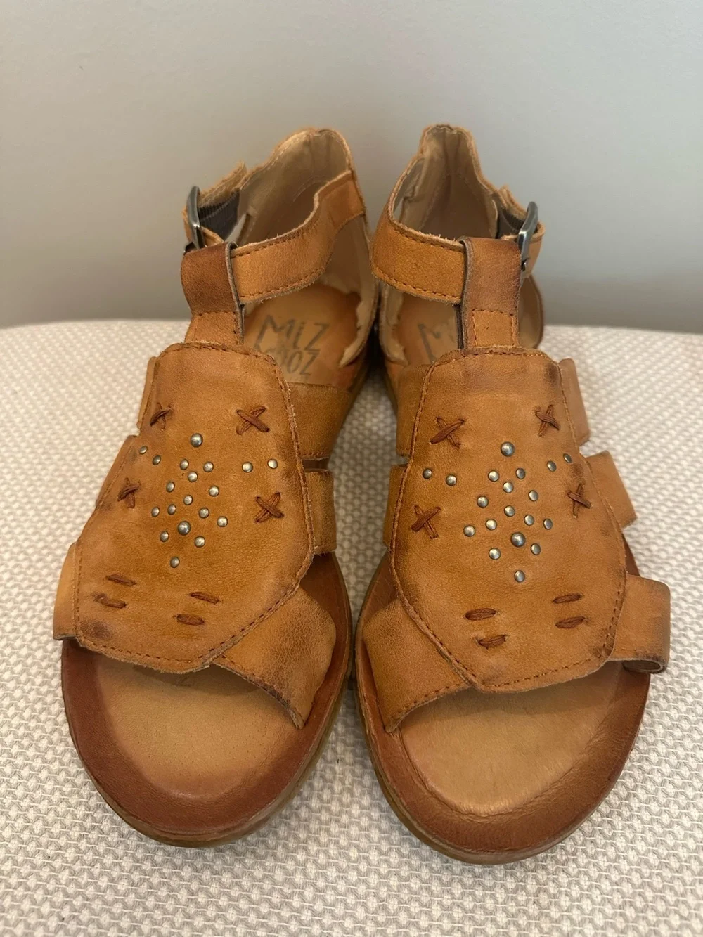 Miz Mooz Fascinate Tan Brown Leather Studded Gladiator Sandals Women’s 6.5 EU 37